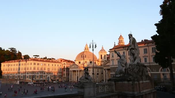 Piazza del popolo — Video