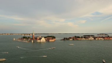 Hava siluetinin manzarasına Venedik (Venezia)