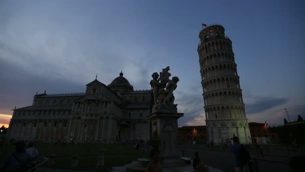 Torre Pisa na Praça dos Milagres, Torre di Pisa na Piazza dei Miracoli — Vídeo de Stock