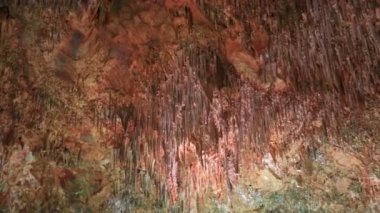 Damlatash Mağarası