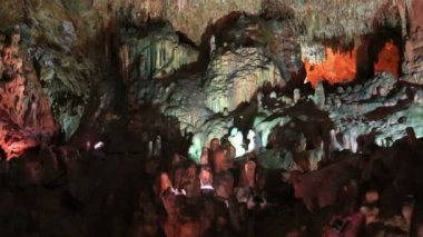 Damlatash Mağarası