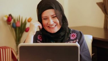 Müslüman kadın video sohbet
