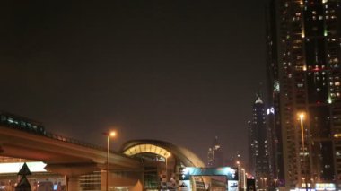 Dubai metro istasyonu