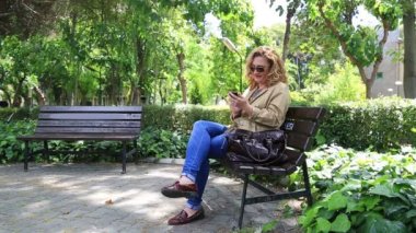 kadın gönderme SMS