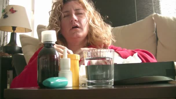 Sick women sneezing — Stock Video