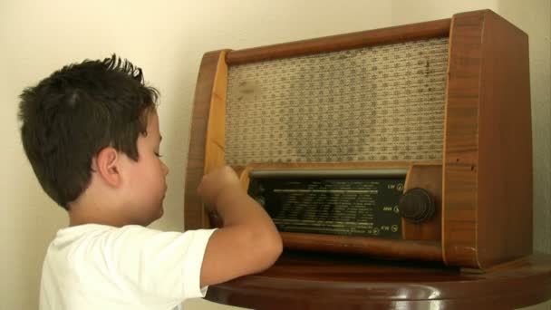 Vintage radio — Stock Video