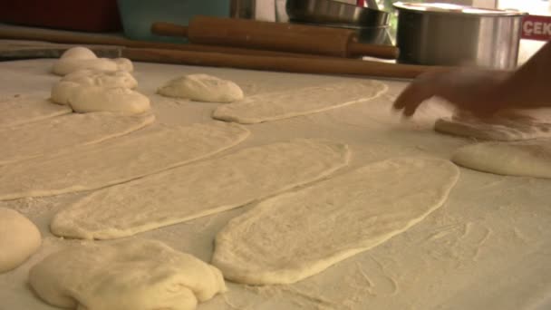 Chef haciendo Pizza a Mano — Vídeo de stock