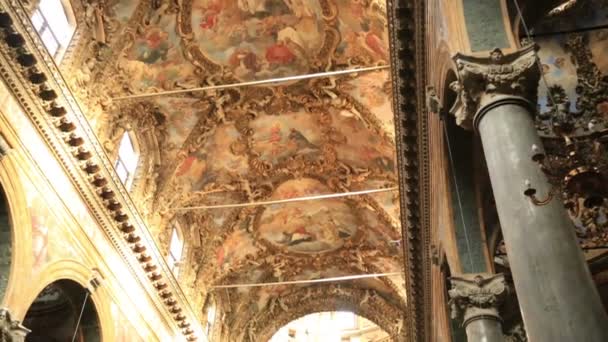 Iglesia barroca de San Giuseppe dei Teatini — Vídeo de stock