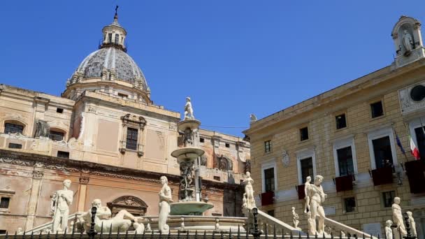 Fontana pretoria Sicílie 8 — Stock video