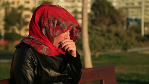 Sick muslim woman sneezing.mov — Stock Video