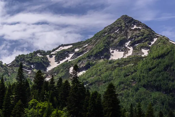 Arkhyz 'in resimli dağ manzarası