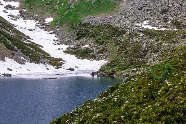 Lago Montaña Arkhyz — Foto de Stock