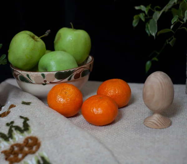 Natureza Morta Maçãs Verdes Tangerinas — Fotografia de Stock