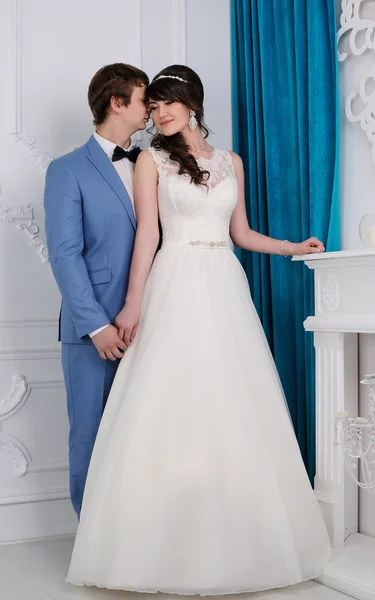 Portrait of beautiful Couple. Wedding dress. Wedding accessories — Stock Photo, Image