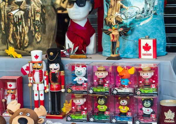Souvenirs Speelgoed Het Display Van Een Cadeauwinkel Vancouver Canada Juli — Stockfoto