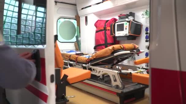 Vinnytsya Ucrânia Julho 2020 Médicos Carro Ambulância Proteção Contra Covid — Vídeo de Stock