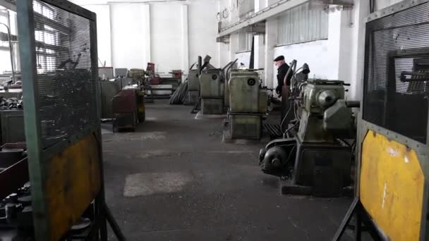 Vinnytsia Ukraine February 2021 Old Factory Old Equipment 공장에 석류석과 — 비디오