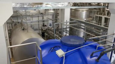 Su arıtma ekipmanı. İlaç üretimi..