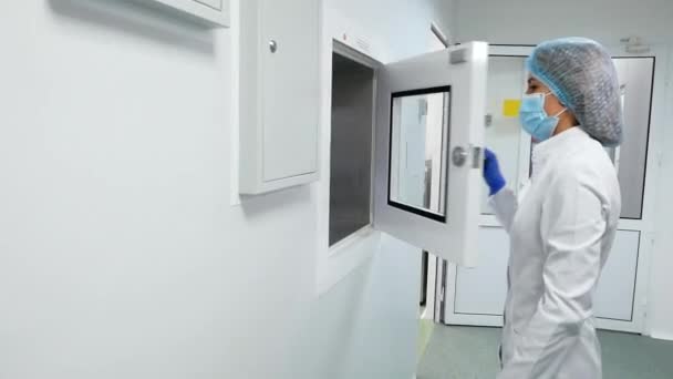 Kyiv Ucraina Marzo 2020 Fabbrica Farmaceutica Linea Produzione Farmaceutica Produzione — Video Stock