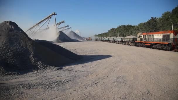 Conveyor Belts Machinery Gravel Pit Granite Quarry Extraction Granite Open — Stock Video