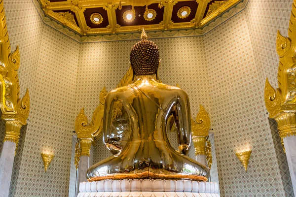 Buddha-Bild aus reinem Gold im wat traimit, bangkok, thailand — Stockfoto