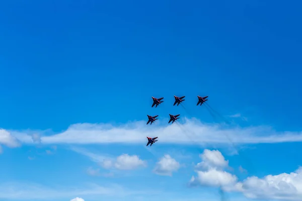 Cheboksary Chuvashia Ryska Federationen 2019 Performance Aerobatic Group Strizhi Längst — Stockfoto