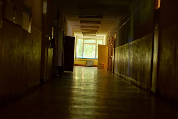 School Corridor Sunny Spring Day — Stock Photo, Image