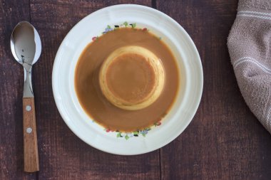 Büyükannenin flan de cajeta tarifi.