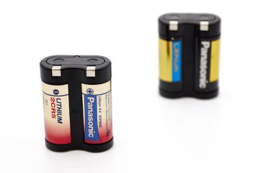 MEXICO Şehri, MEXICO - 20 Temmuz 2021: Analog kamera için 2CR5 lityum bataryası