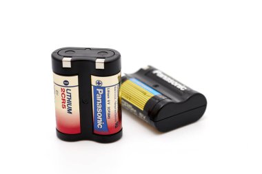 MEXICO Şehri, MEXICO - 20 Temmuz 2021: Analog kamera için 2CR5 lityum bataryası