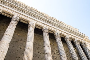 Roma 'daki antik sütunlar