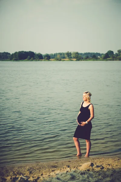Красива вагітна жінка портрет — стокове фото