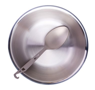 Titan kaşık ve izole bir çelik kase