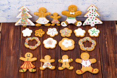 Noel ev gingerbread çerezleri tablo