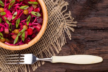 «Ana sayfa» pancar Salatası Rus salata veya Vinegret içinde bir