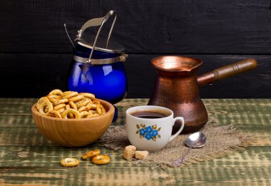 Siyah kahve ve çörek Kahvaltı 