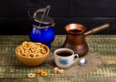 Siyah kahve ve çörek Kahvaltı