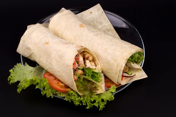 Shawarmas auf Salat — Stockfoto