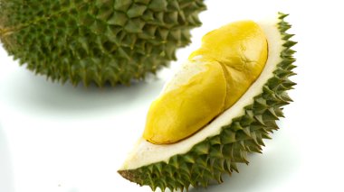 Tropikal meyvelerin tatlı ve egzotik tadı. Doğal yeşil, dikenli. Mon tanga (altın yastık), kan yao gibi birçok durian türü.
