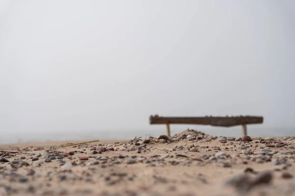 Pláž Baltského Moře Ventspils Kde Lavička Moře Kterou Pozadí Můžete — Stock fotografie