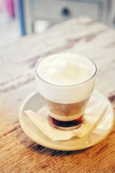 Hora Café Latte Quente Servido Mesa Conceito Alimentos Bebidas — Fotografia de Stock