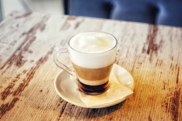 Hora Café Latte Quente Servido Mesa Conceito Alimentos Bebidas — Fotografia de Stock