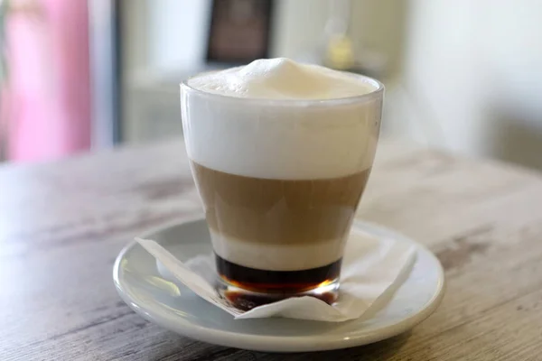 Hora Café Latte Quente Servido Mesa Conceito Alimentos Bebidas — Fotografia de Stock