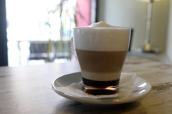 Hora Café Latte Quente Servido Mesa Conceito Alimentos Bebidas — Fotografia de Stock