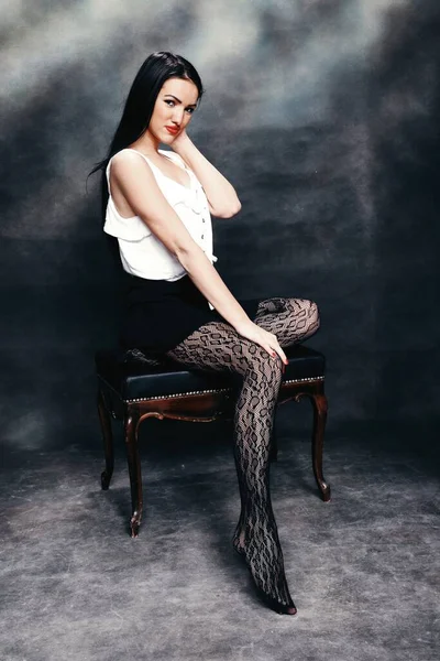 Beautiful European Girl Long Black Hair Posing Studio Canvas Background — Stock Photo, Image