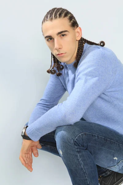 Attractive Caucasian Male Model Braids Posing Studio Isolated Background Style — Stock Photo, Image