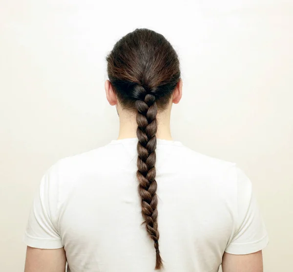 Joven Atractivo Con Trenzas Posando Interior Estilo Tendencias Concepto Moda — Foto de Stock