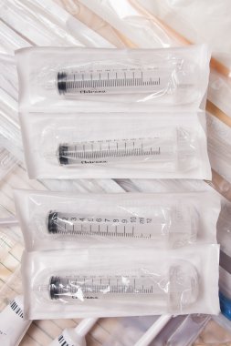 tıbbi Kateterler ve şırınga 