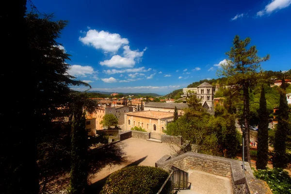 GIRONA, SPAGNA - MAGGIO 2016: Veduta di Girona - I Giardini della Francia — Foto Stock