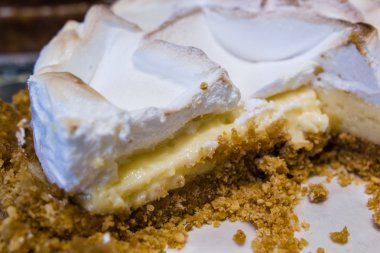 Pasta krema ve fındık ile